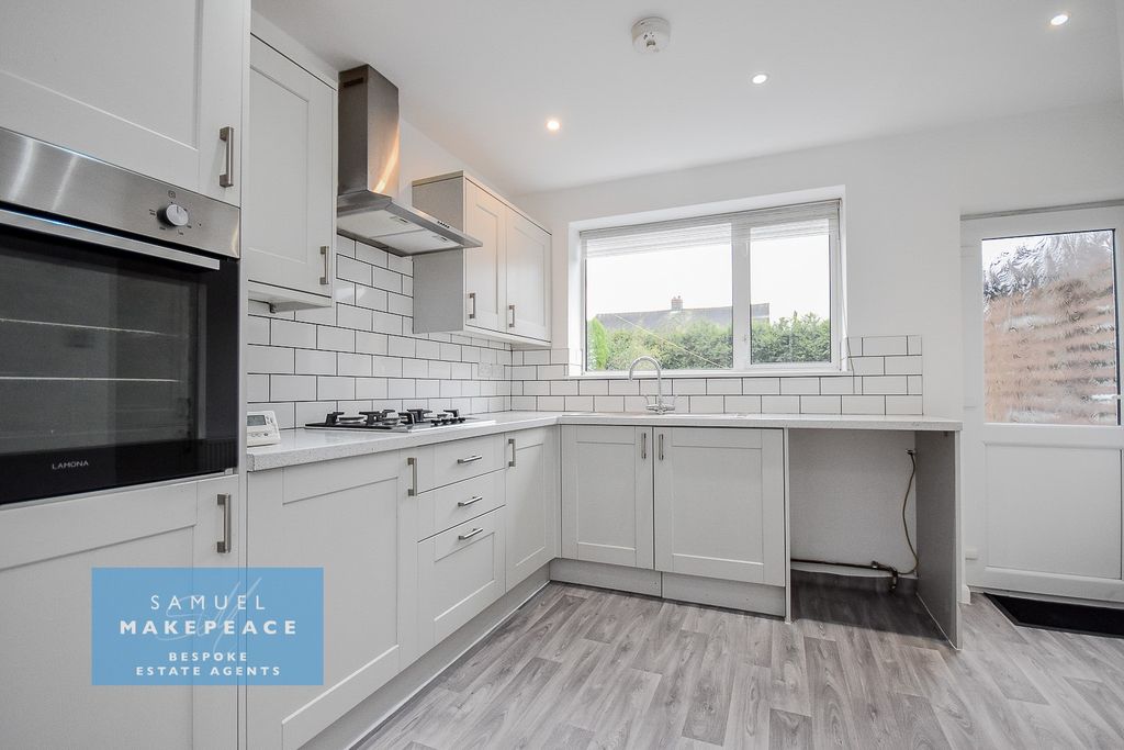 Property photo 2 of 35 Gallery