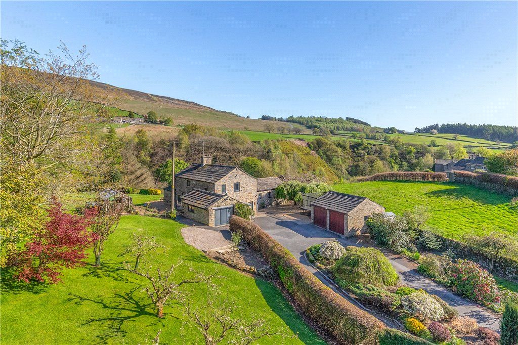 Property photo 2 of 34 Deerstones Cottage