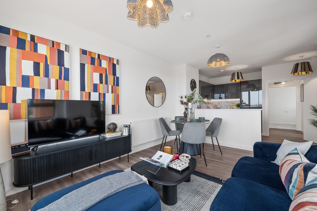 Property photo 2 of 7 Kitchen/Living