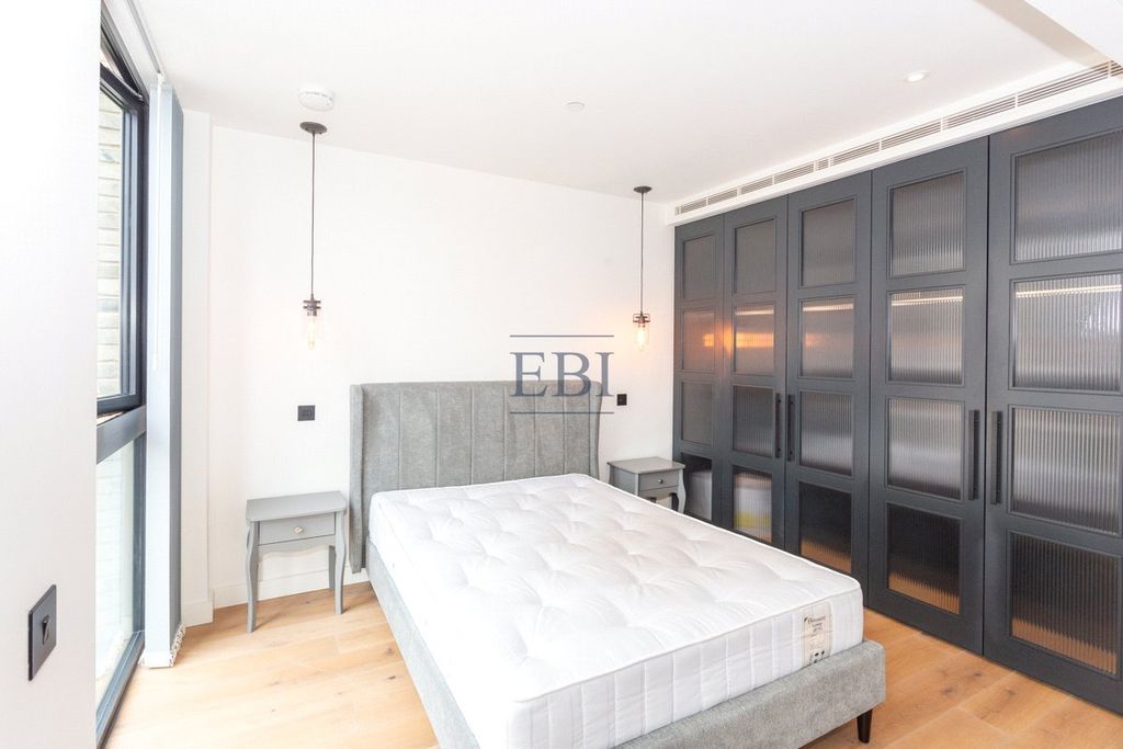 Property photo 2 of 11 Picture No. 13