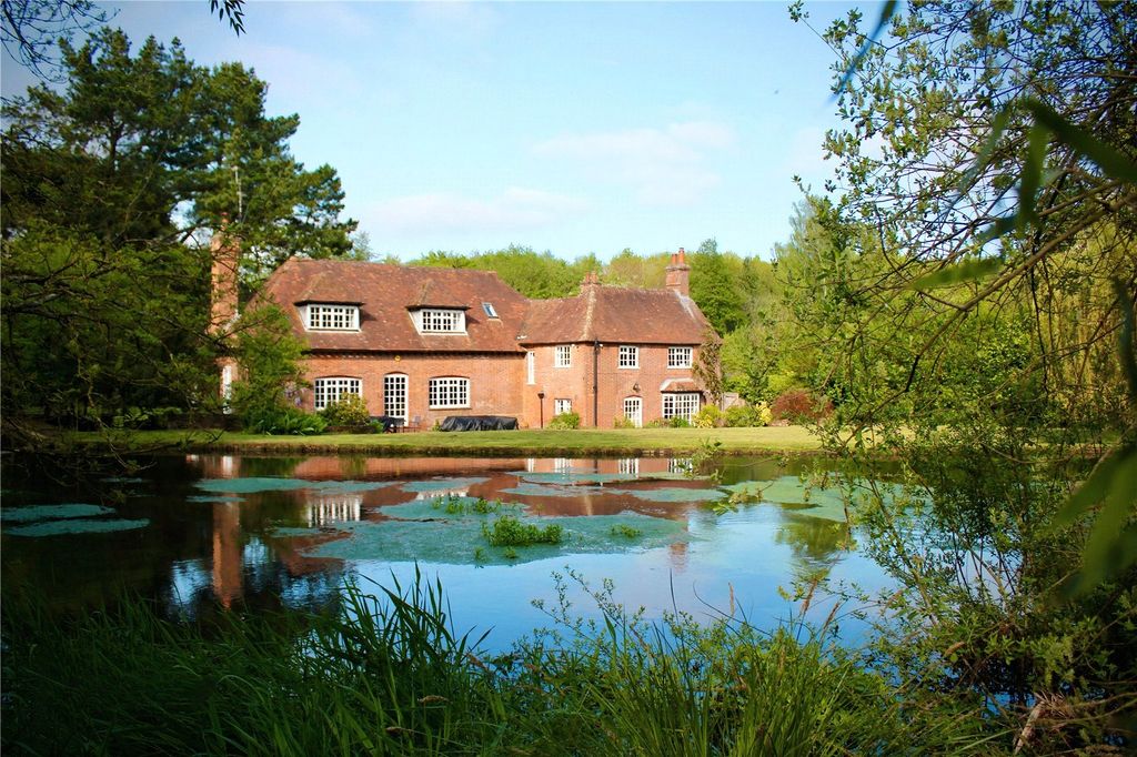 Property photo 1 of 17 Mill Mill