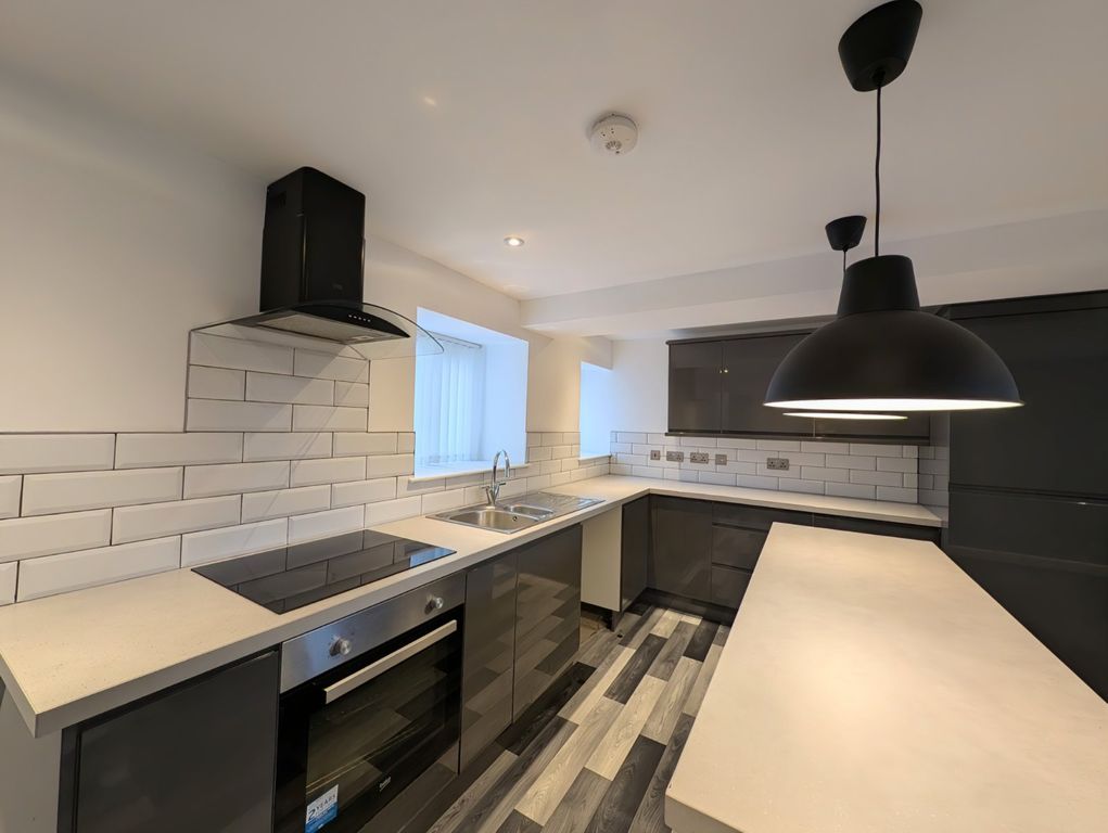 Property photo 2 of 13 Picture No. 04