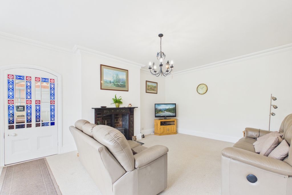Property photo 2 of 18 Picture No. 07