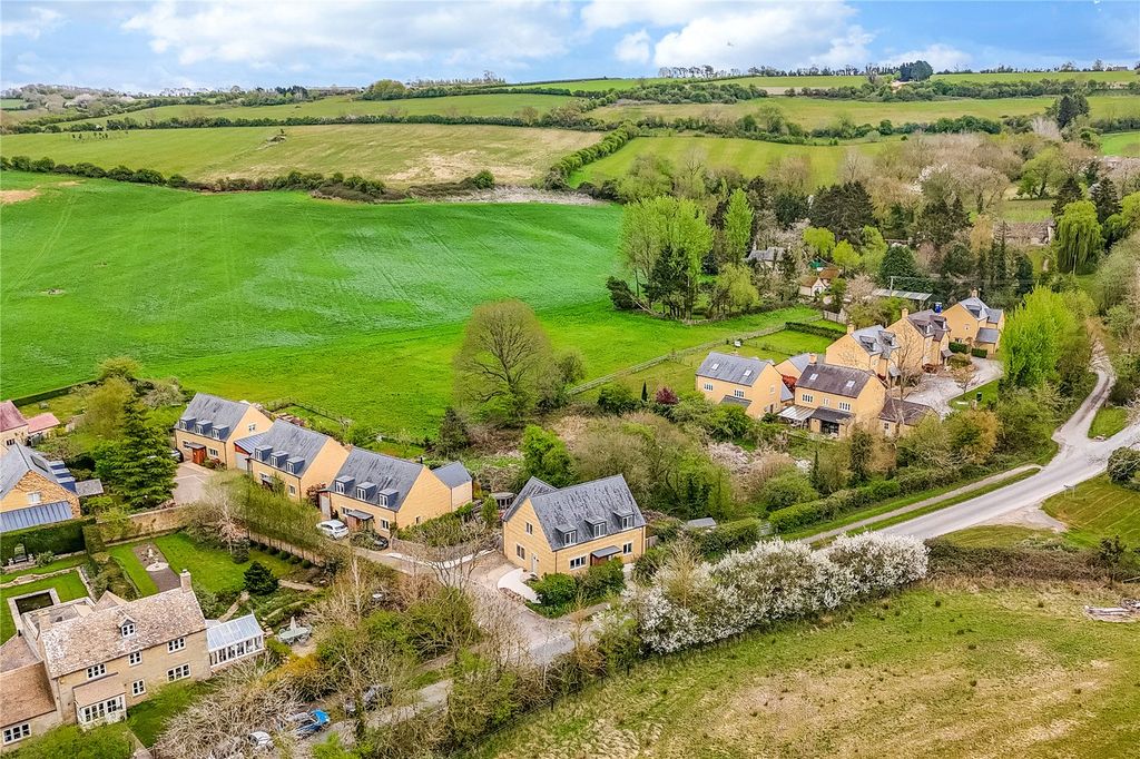 Property photo 1 of 22 Picture No. 28