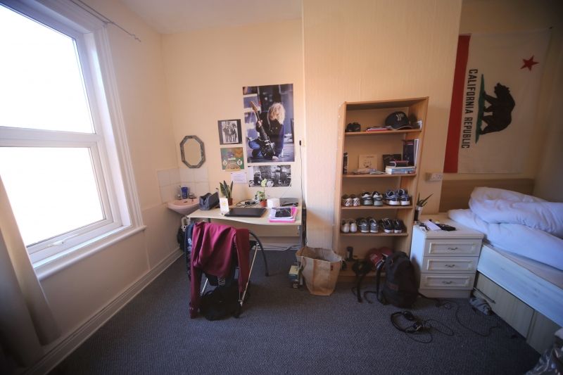 Property photo 2 of 7