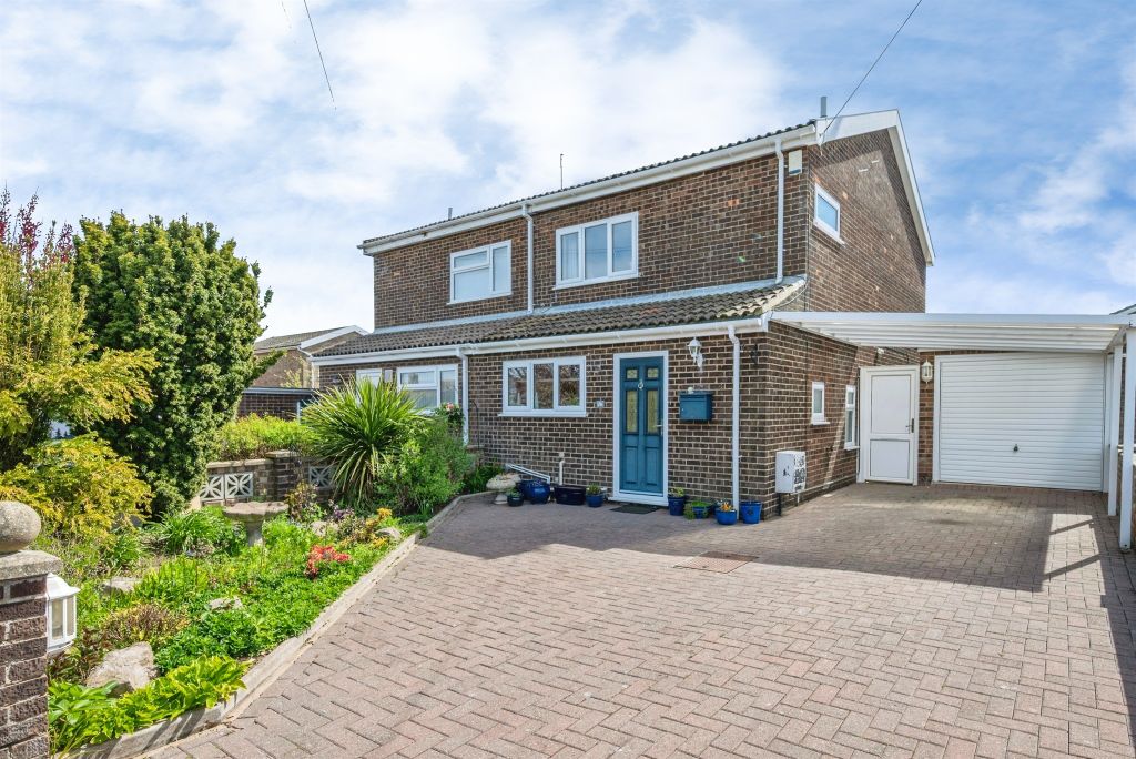 Property photo 1 of 16