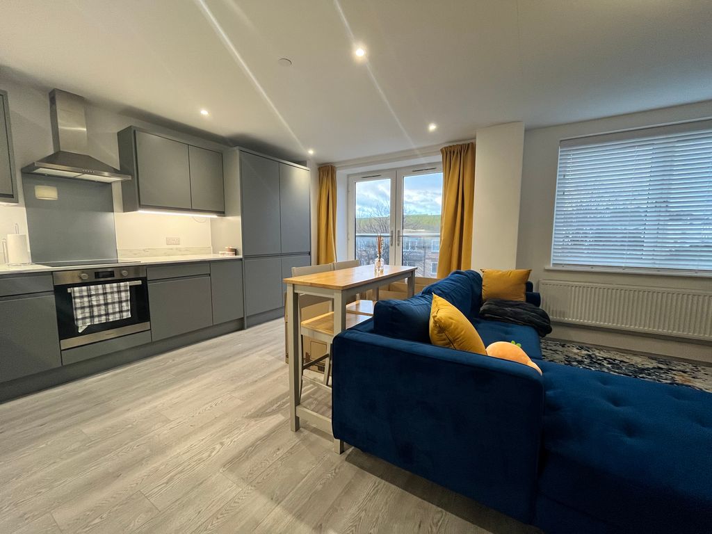 Property photo 3 of 9