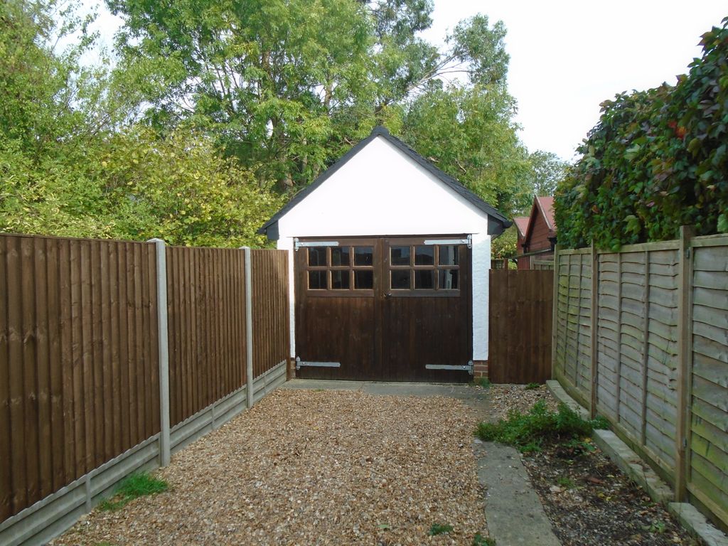 Property photo 2 of 11