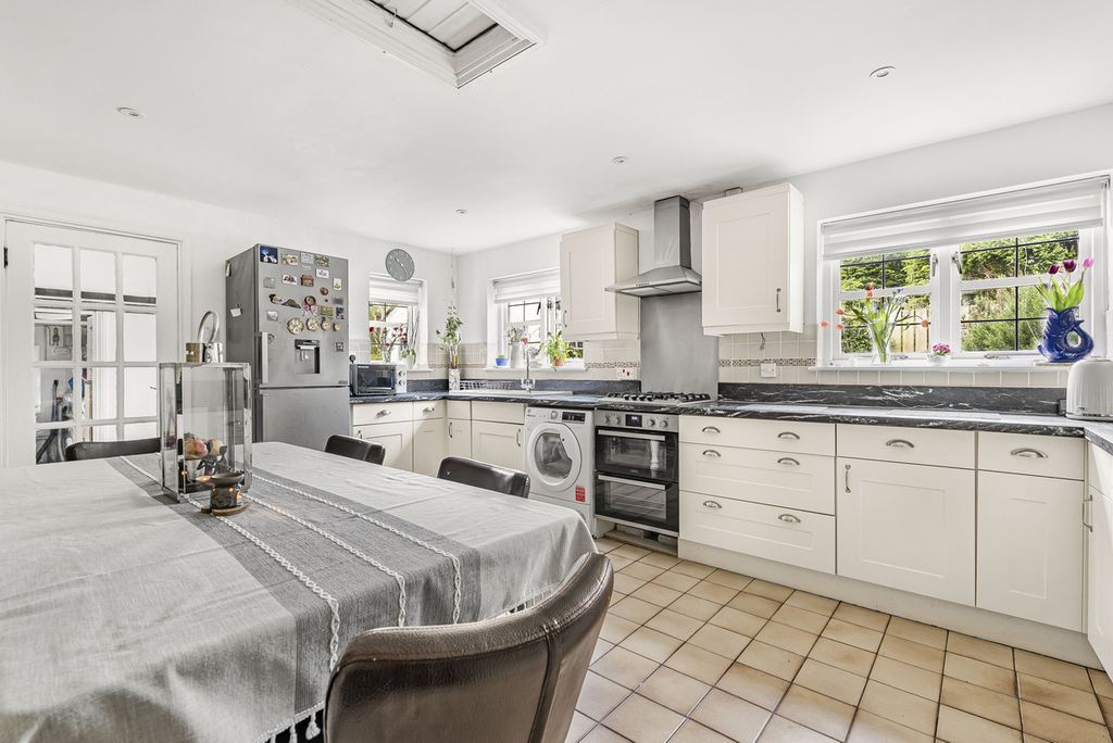 Property photo 2 of 44