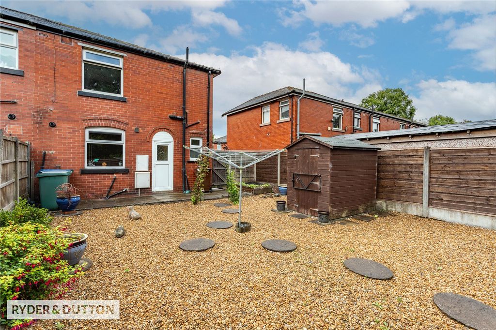 Property photo 2 of 22 Picture No. 18