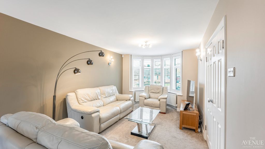 Property photo 3 of 36 4818546