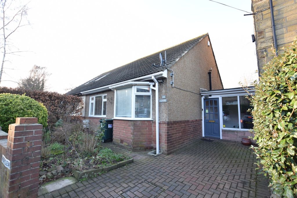 Property photo 1 of 8 External