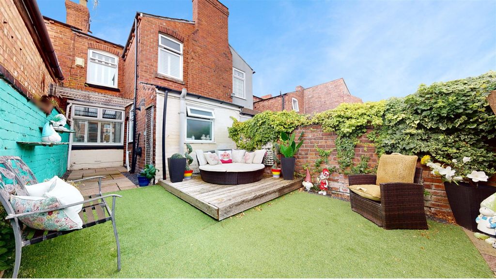 Property photo 2 of 24 Greenfield Road Rear Garden