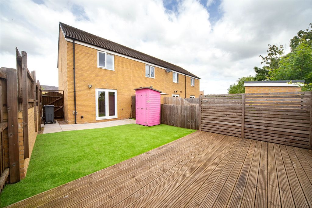 Property photo 2 of 12