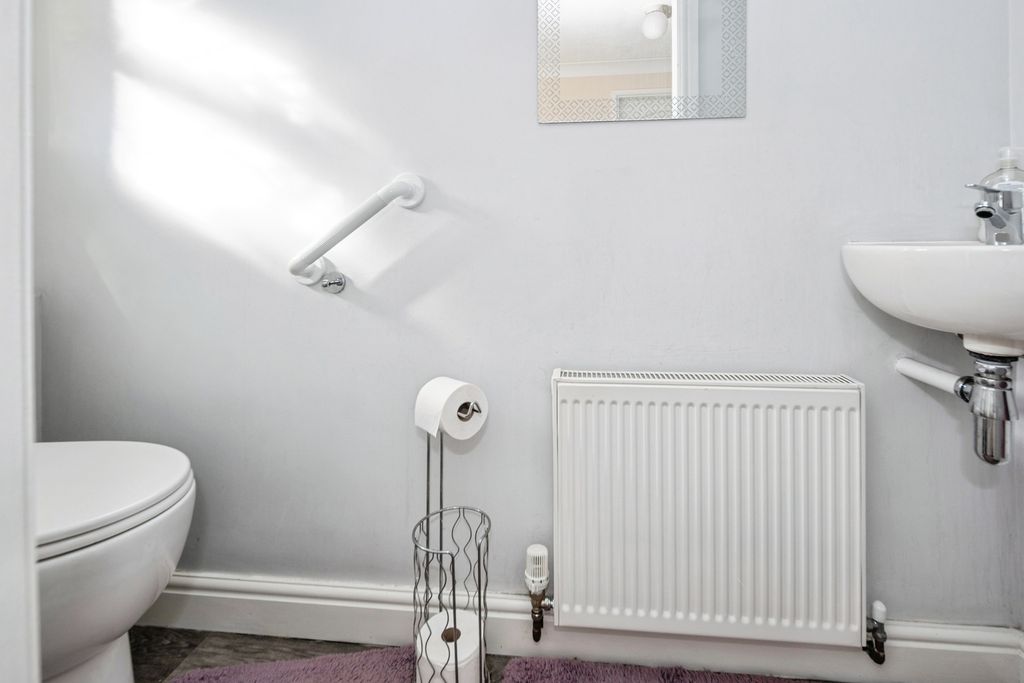 Property photo 3 of 20 Pbox-Img.Jpg