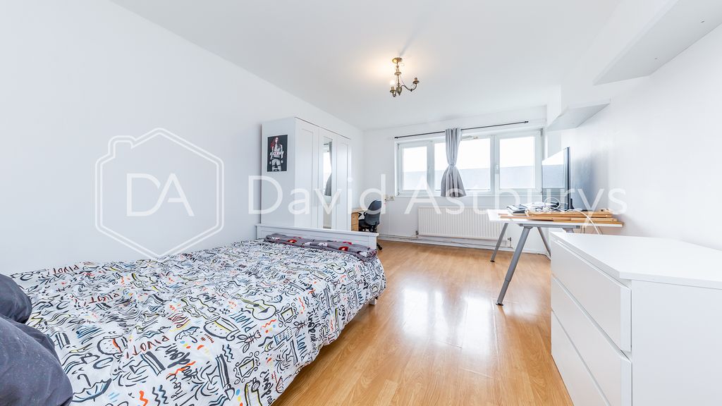 Property photo 2 of 10 356A3370