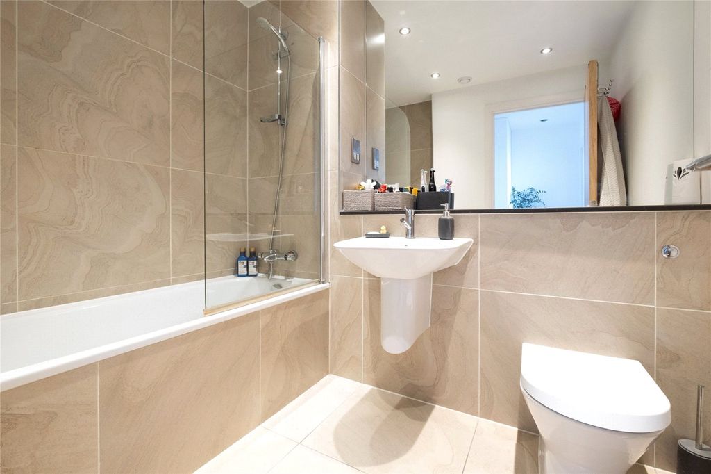 Property photo 3 of 6 Picture No. 06