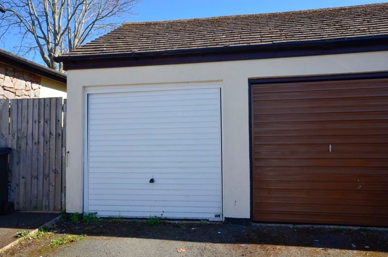 Property photo 2 of 11 Photo 2