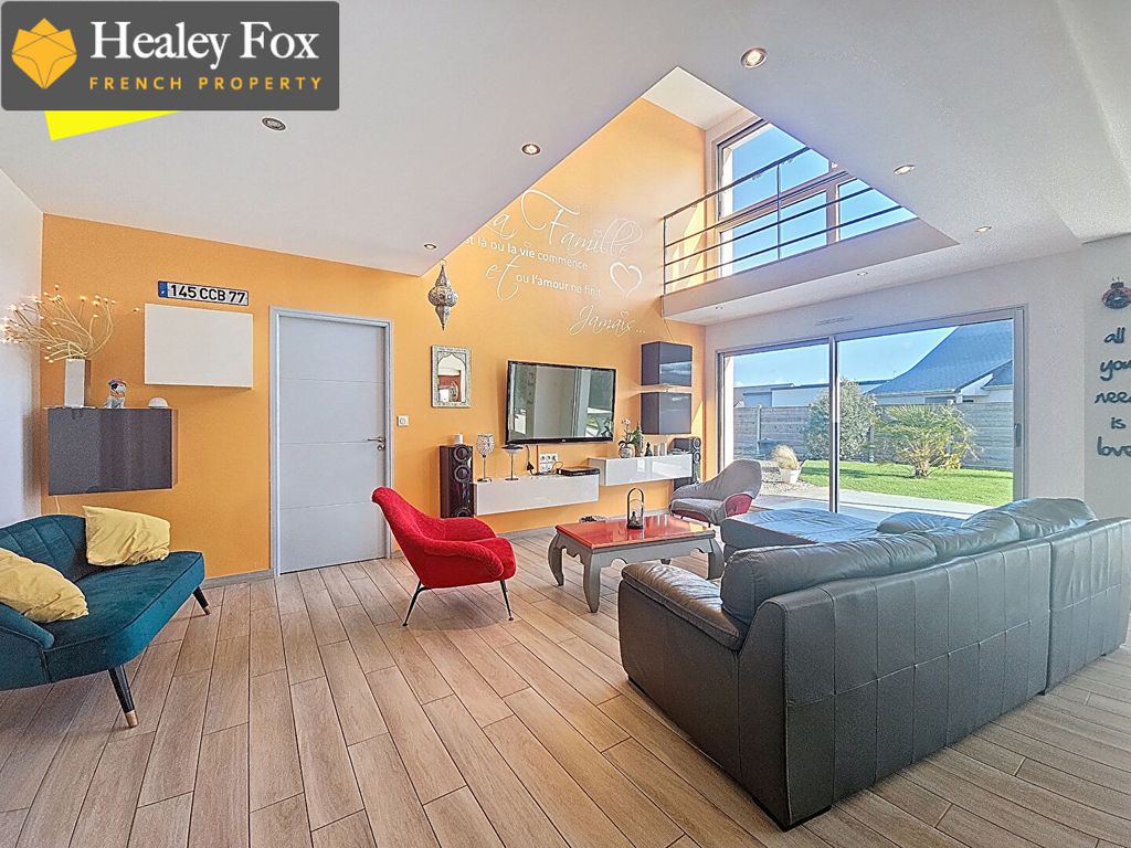 Property photo 2 of 18