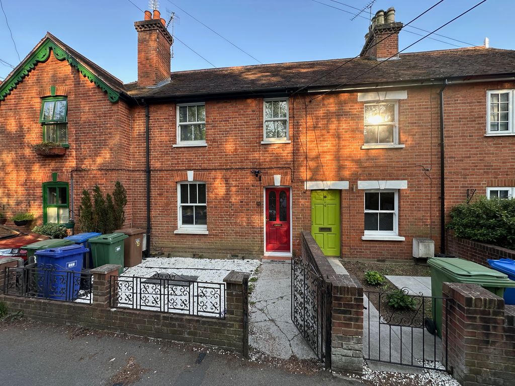 Property photo 1 of 9