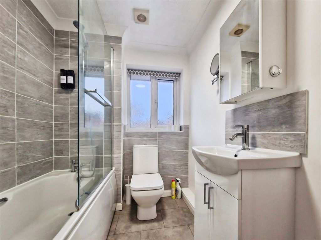 Property photo 3 of 11 Picture No. 04