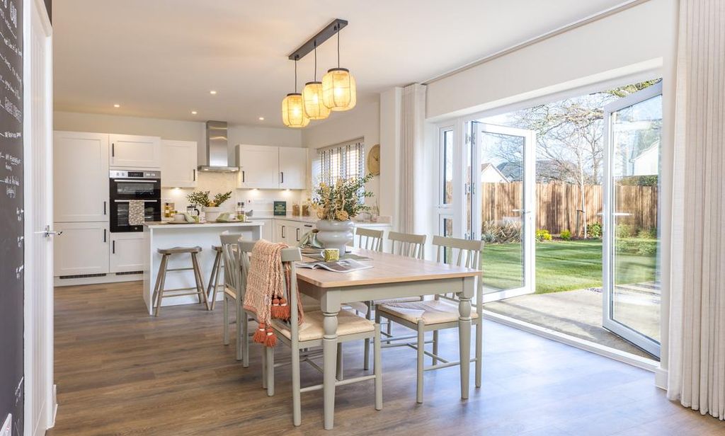 Property photo 3 of 8 Dandara - Zoopla -