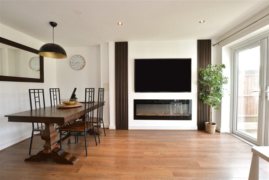 Property photo 1 of 13 Lounge/Dining Room