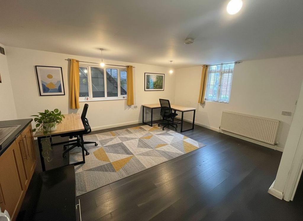 Property photo 2 of 4 A1F1Ab47-Caf3-444d-86cc-E5E3B138Fa6c.Png