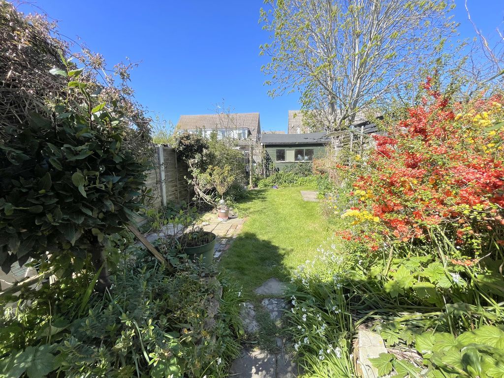 Property photo 2 of 17 Western Road