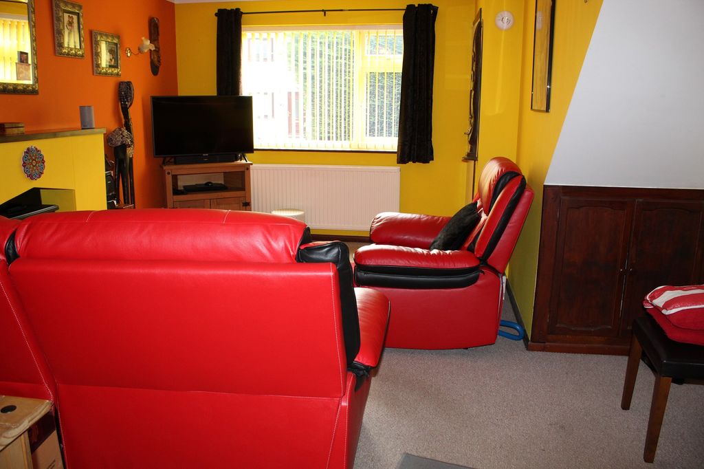 Property photo 3 of 9 Lounge - Dining Room