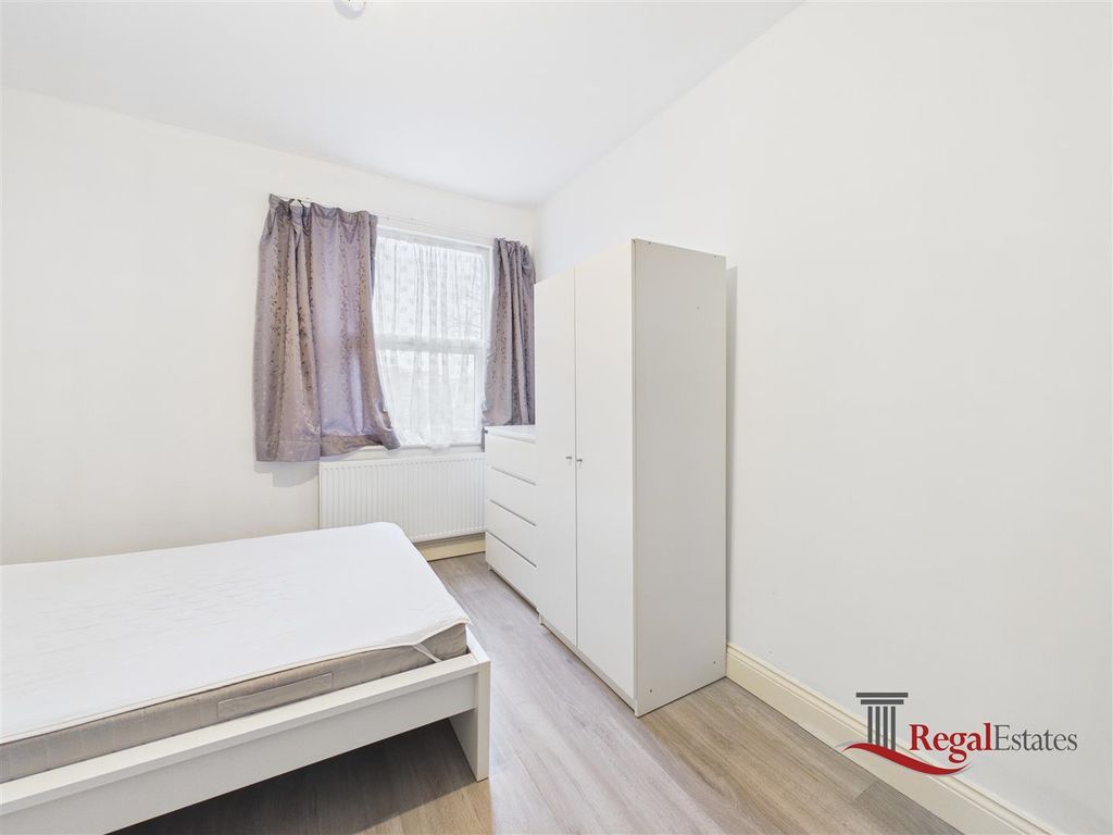 Property photo 2 of 2 Cam02489G0-Pr0260-Still002.Jpg