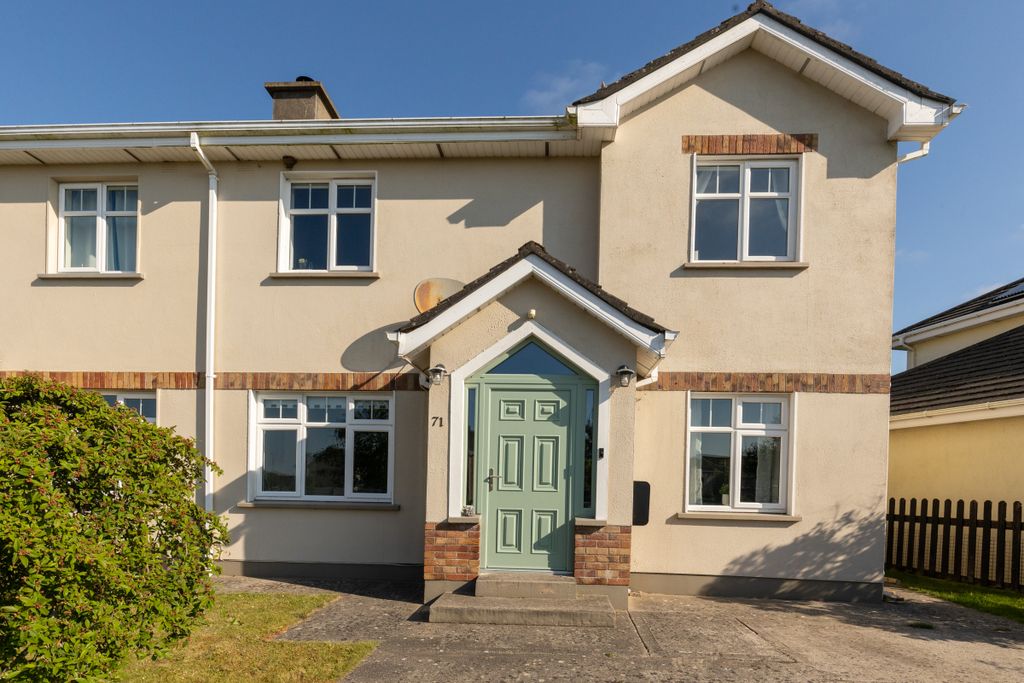 Property photo 1 of 29
