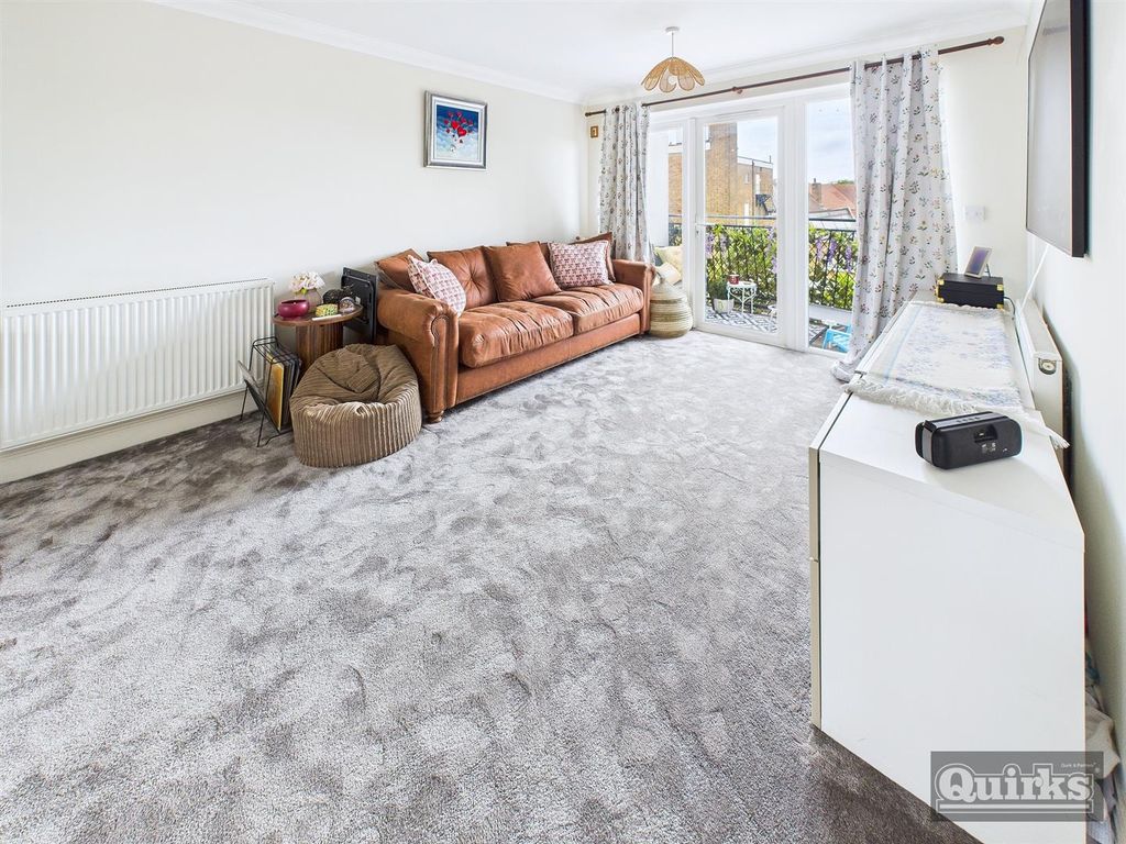 Property photo 3 of 7 Cam02342G0-Pr0130-Still007.Jpg