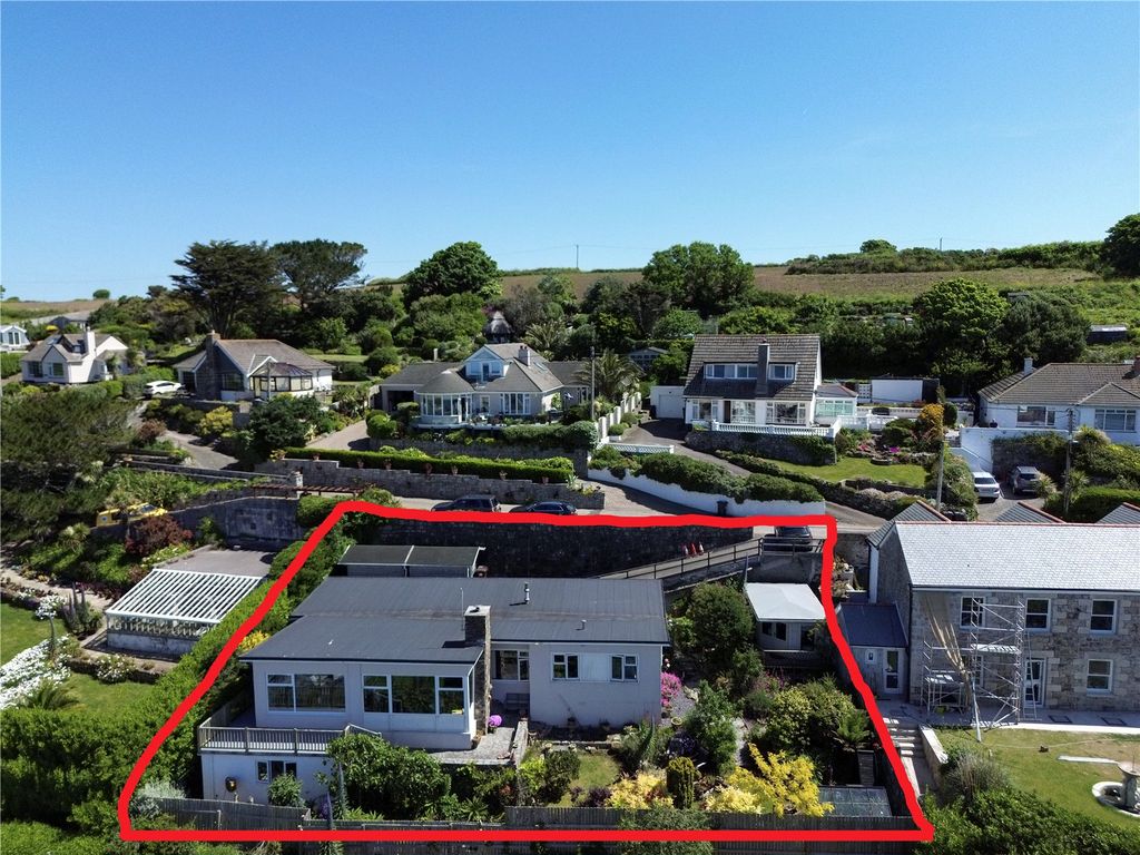 Property photo 1 of 33 Picture No. 39