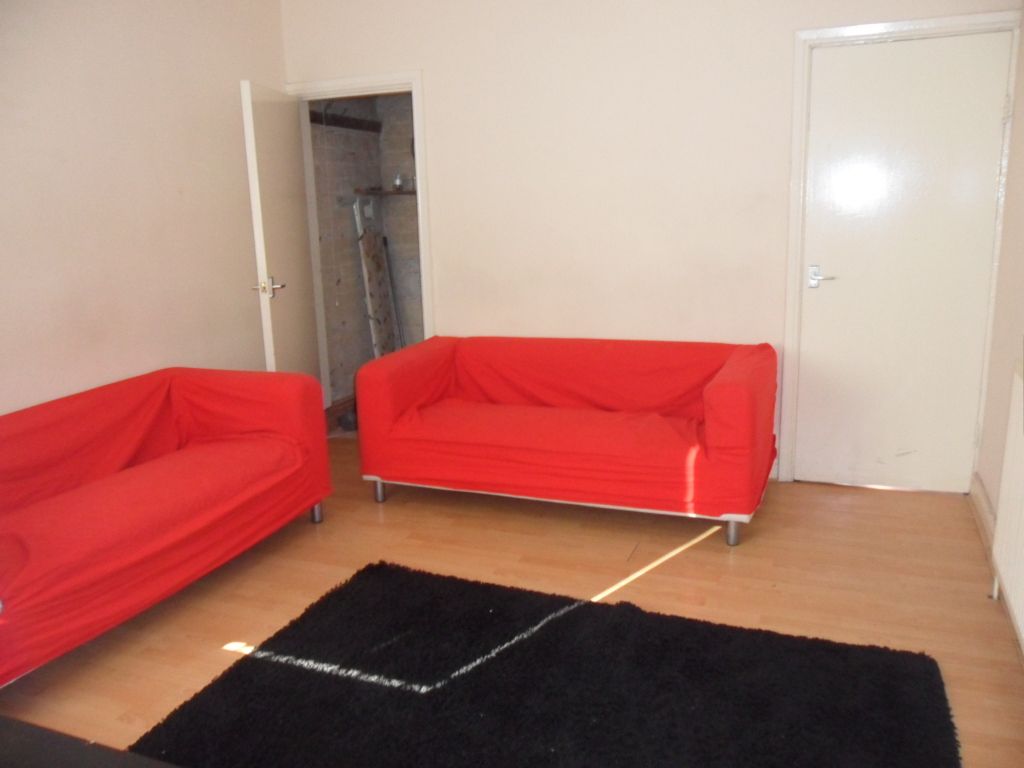Property photo 2 of 9