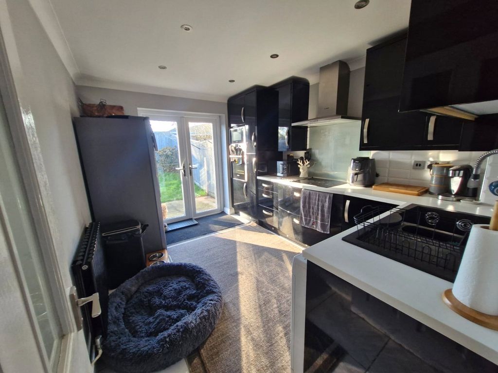 Property photo 3 of 11 Picture No. 04