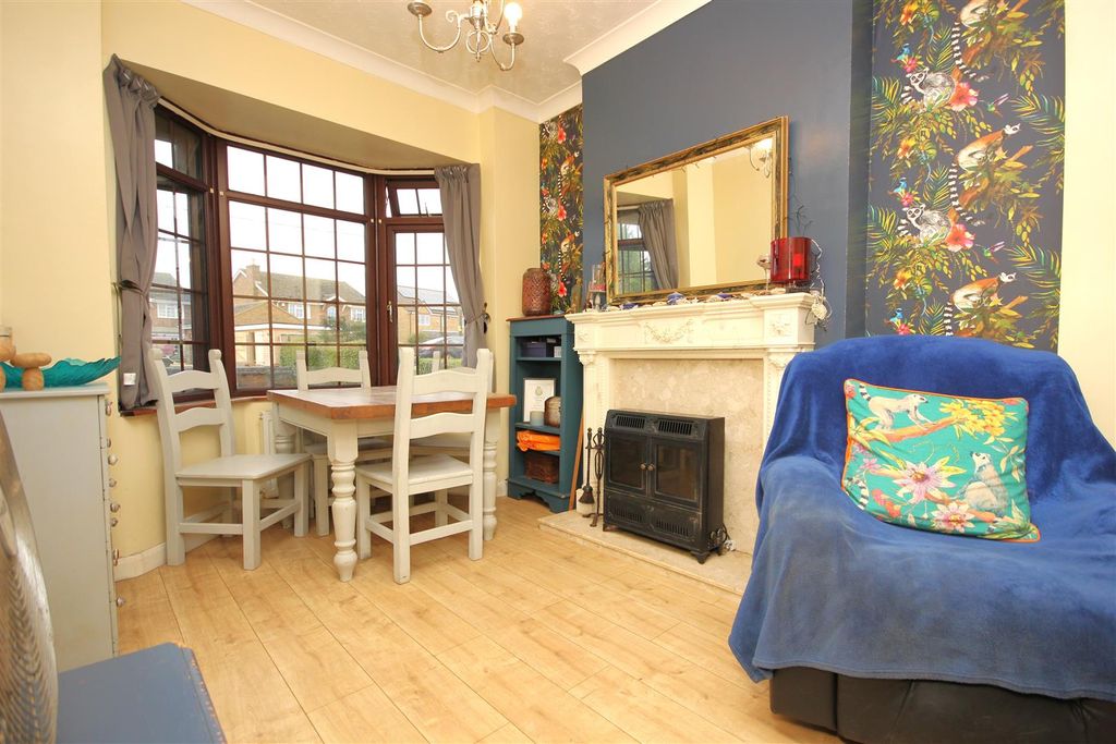 Property photo 3 of 19 Img_2007.Jpg