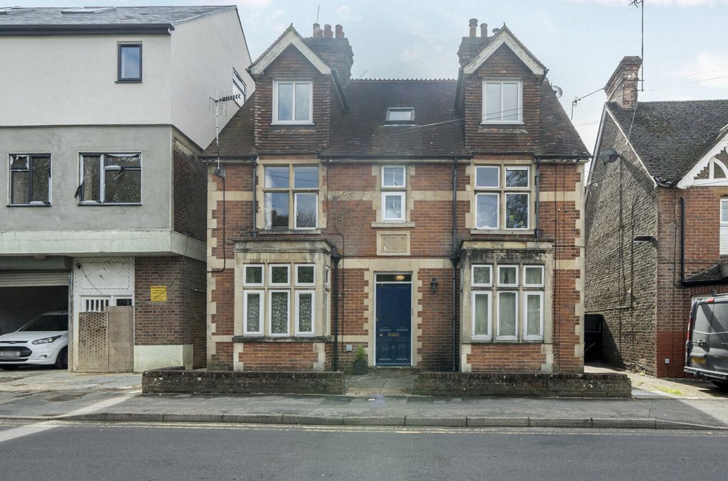 Property photo 1 of 13 10-1350591-2-68c7...