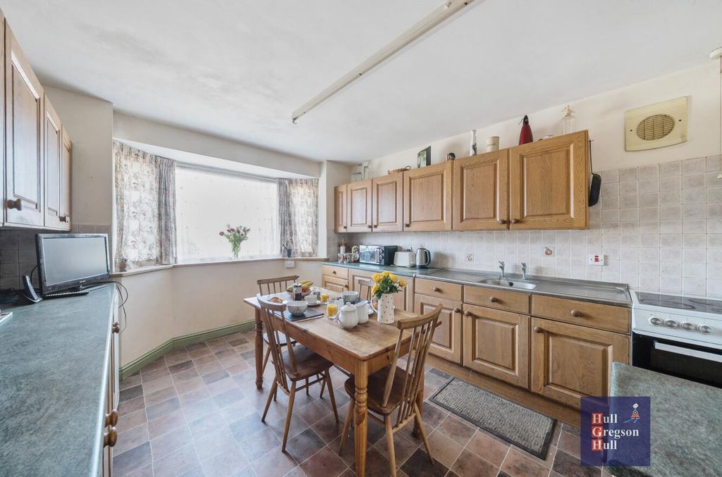 Property photo 2 of 18 238Cbdf8-E3F9-4Cce-929c-661853c78Df1.Jpg