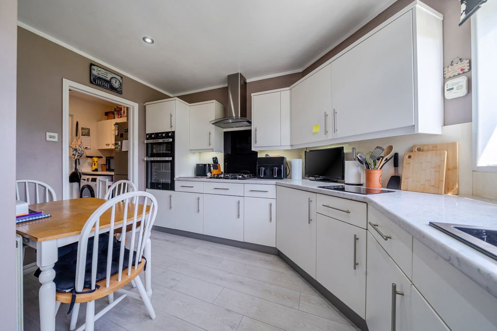 Property photo 2 of 16 1486659-14-6A47Ae...