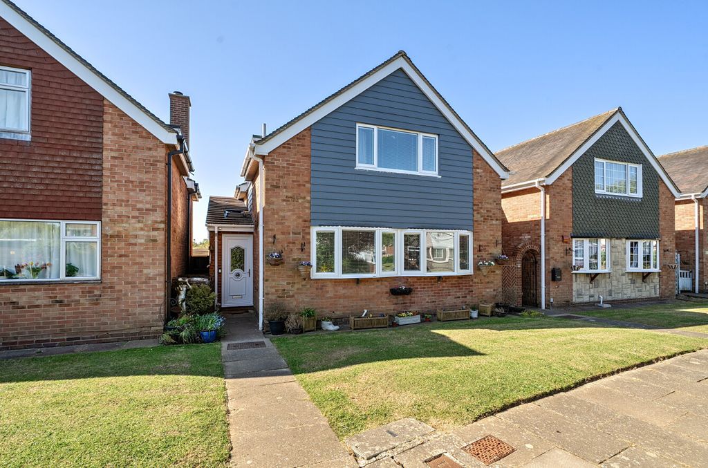 Property photo 1 of 12 1452694-22-69F1d4...