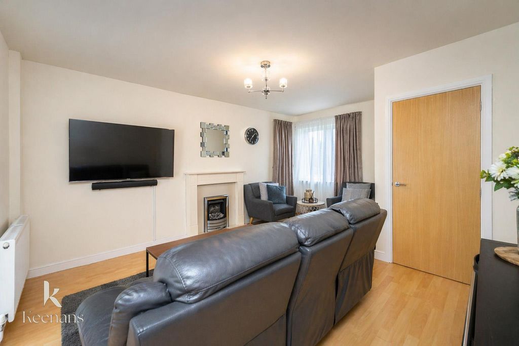 Property photo 2 of 15 4-06.Jpg