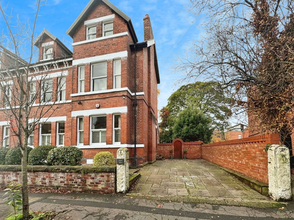 Property photo 1 of 31 Picture No. 23