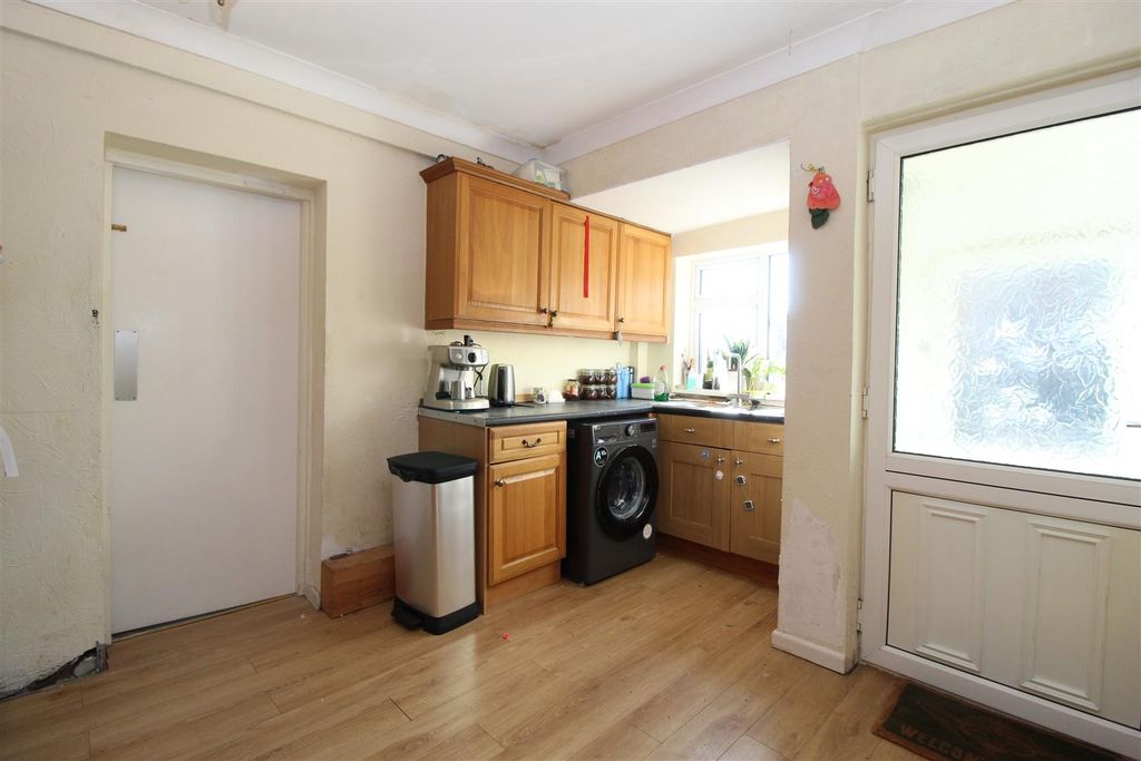 Property photo 3 of 17 3Af51570-9687-4967-B61E-C9EE1E8813Bf.Jpeg