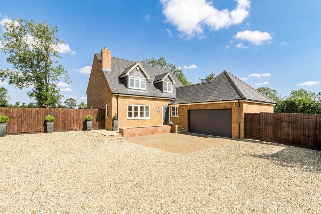 Property photo 1 of 26 Underwood House 005.Jpg