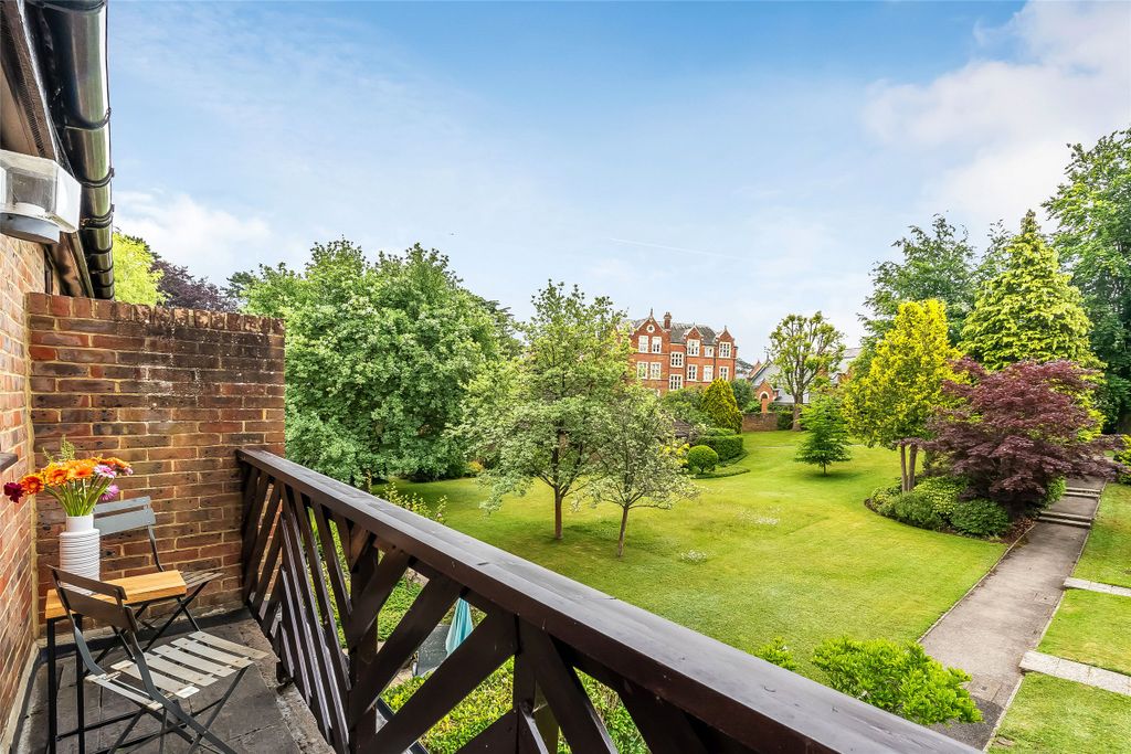 Property photo 1 of 13 Balcony