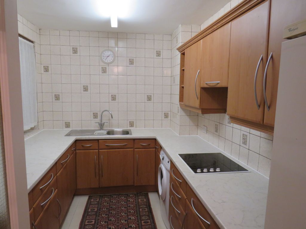 Property photo 2 of 9