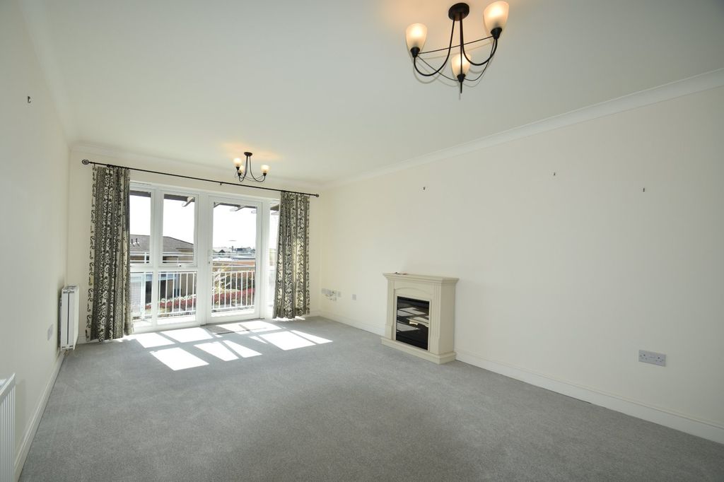 Property photo 2 of 10 Picture No. 85