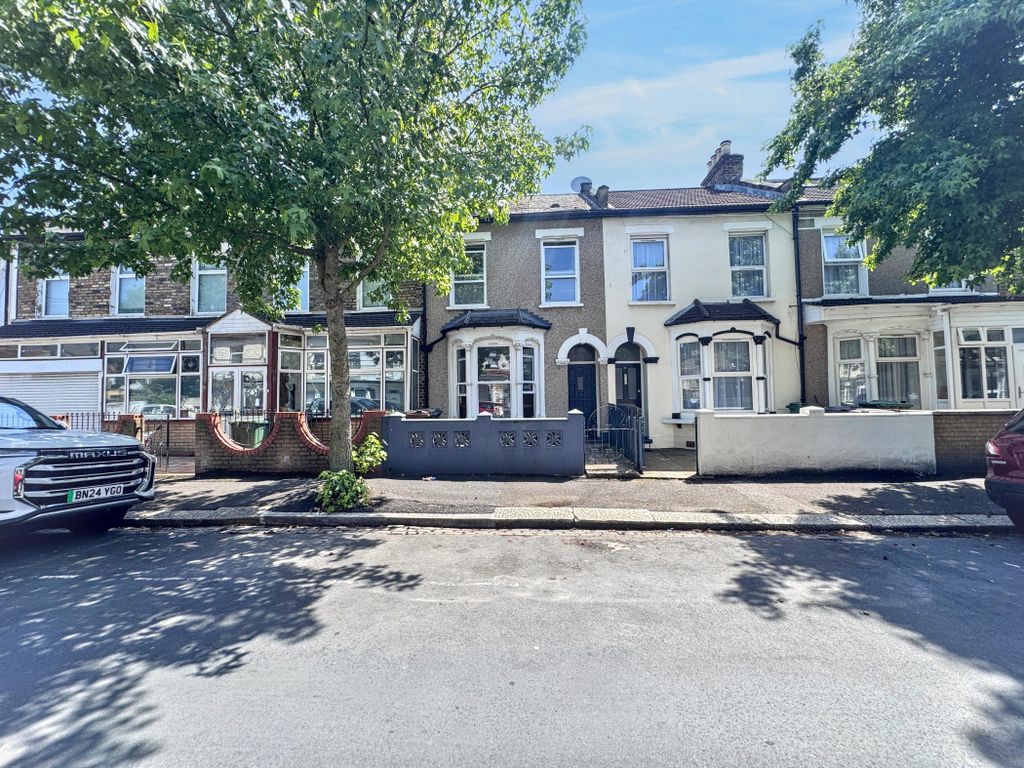 Property photo 1 of 19