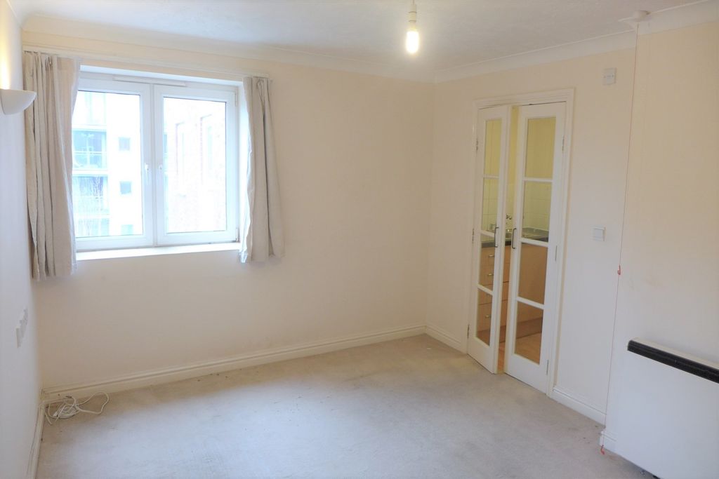 Property photo 3 of 9